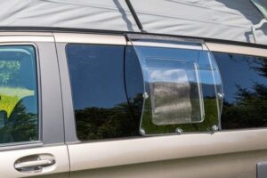 Aération de vitre latérale coulissante  VW T5/T6/T6.1 avec rail