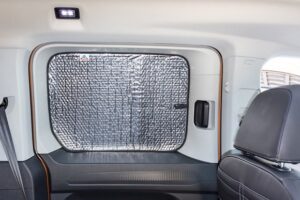 Isolation thermique espace passagers arrière vitre latérale gauche Caddy