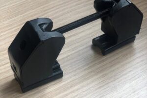 Patte de fixation rapide 30-80mm tente James Baroud