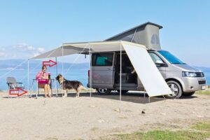 Pack de fixation pour mât de relevage ou relever une paroie latérale